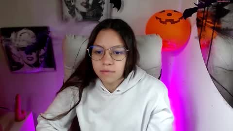 Samantha online show from October 29, 3:14 pm