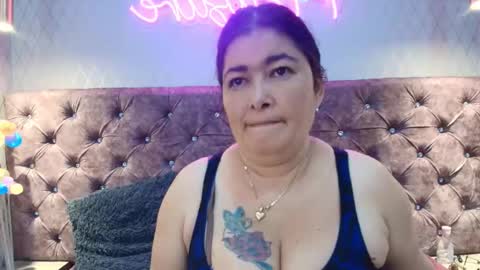 samanthasyedx online show from May 31, 8:21 pm