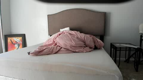 Yaya online show from October 6, 10:03 pm