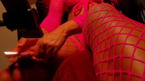 Yaya online show from November 11, 7:49 am