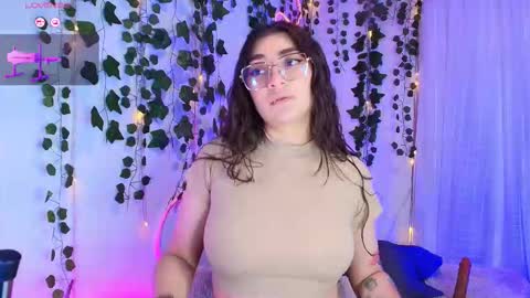 Snapshot of samii_evans chatting on October 24, 3:02 am samii evans  online show from October 24, 3:02 am