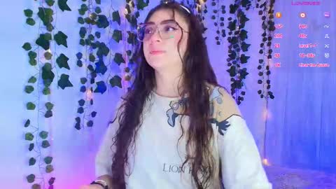 Snapshot of samii_evans chatting on September 22, 6:23 am samii evans  online show from September 22, 6:23 am