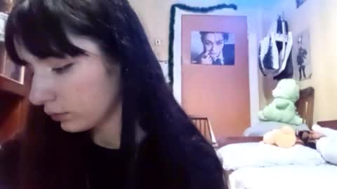 Mira online show from December 21, 6:12 pm