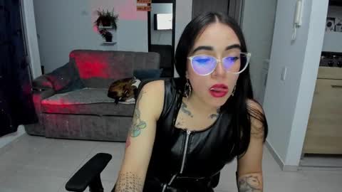 SARA online show from December 18, 2:38 am