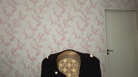 Elina online show from February 18, 9:30 am