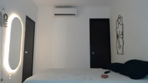 samantha online show from July 6, 3:03 pm