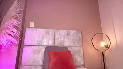 Sam Vega online show from April 14, 1:16 am