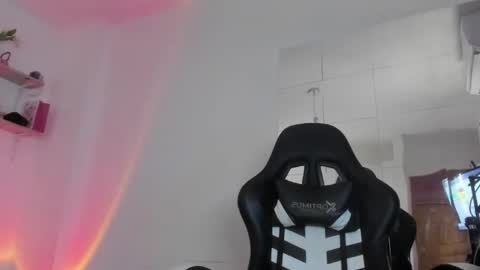 SamyHolbrook online show from January 10, 2:11 pm