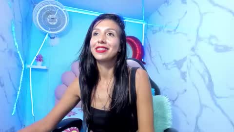 sandra  online show from March 27, 8:26 am