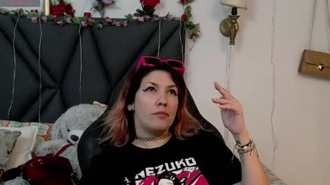 sanyaseraphine0 online show from April 18, 7:18 pm