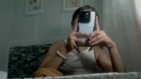 Snapshot of sapphire_amora chatting on October 13, 1:03 pm sapphire_amora online show from October 13, 1:03 pm
