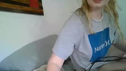 sara9920 online show from April 14, 8:53 pm