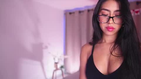 Sara  online show from February 17, 12:38 pm