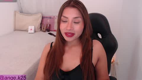 Snapshot of sara_bella1 chatting on December 9, 2:34 am Im Angelica My pleasure in your hands Give me more vibrations and make me cum PVT IS OPEN online show from December 9, 2:34 am