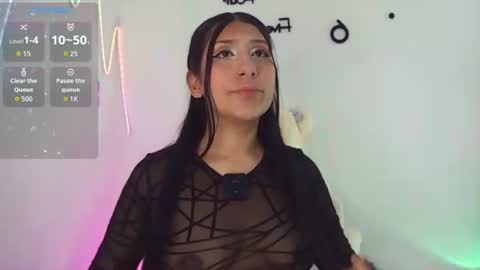 SARA online show from June 11, 2:44 am