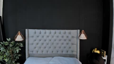 YENIFER  online show from February 8, 11:01 am