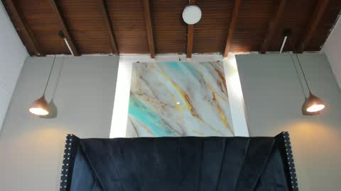 sara_hannks online show from April 4, 2:27 pm