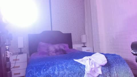 Sara Love online show from April 9, 3:31 am