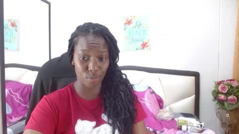 S A R A online show from September 24, 11:09 am