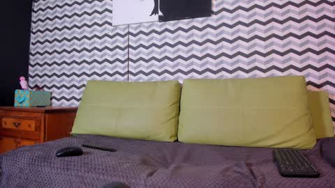 Sara  online show from December 16, 5:49 am