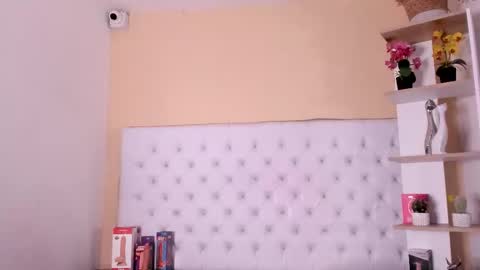 sara_salgado online show from September 21, 11:53 am