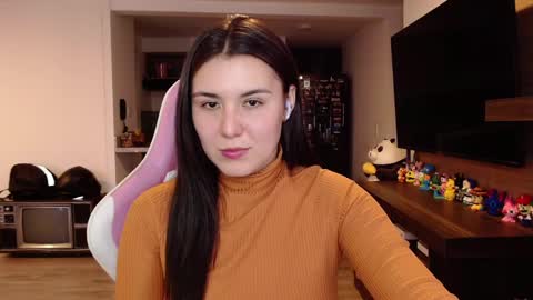 Sara online show from January 17, 5:51 pm