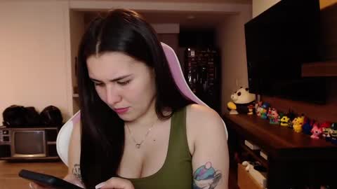 Sara online show from January 9, 5:54 pm