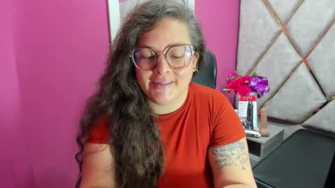 sara_thonson_ online show from March 20, 4:06 am