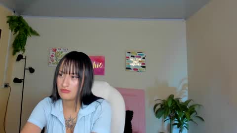 Sarah Ramirez online show from February 25, 9:37 pm