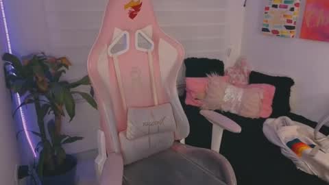 Sarah Ramirez online show from September 11, 3:29 am