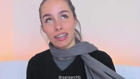 Sara online show from February 6, 6:44 pm