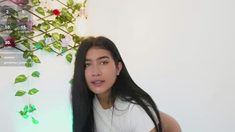 Sara online show from October 14, 5:59 pm