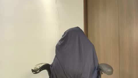 Snapshot of saraevil chatting on September 18, 2:43 am Sara online show from September 18, 2:43 am