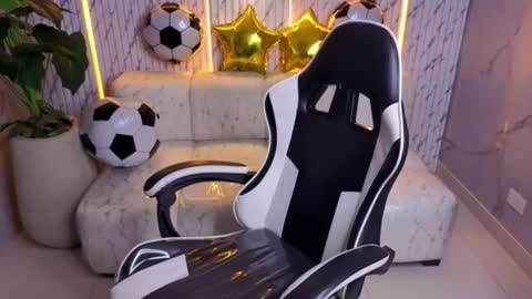 sarah_bay_tx online show from July 1, 8:08 pm