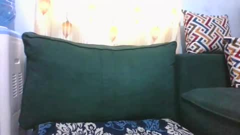 sarah_haggai online show from October 5, 6:51 am