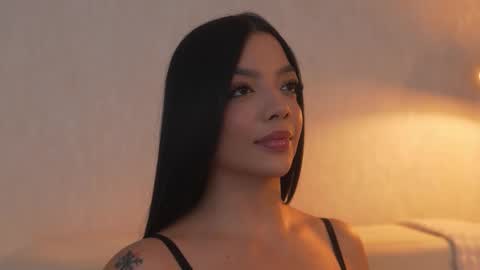       online show from March 4, 11:00 pm