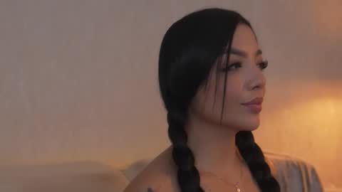       online show from March 20, 11:09 pm