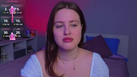 Sarah online show from April 9, 11:10 pm