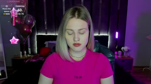 Sarah online show from March 2, 1:04 am