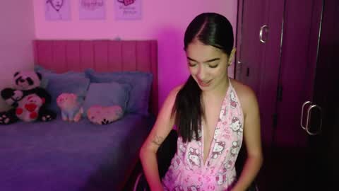 Sarah online show from February 26, 6:25 pm