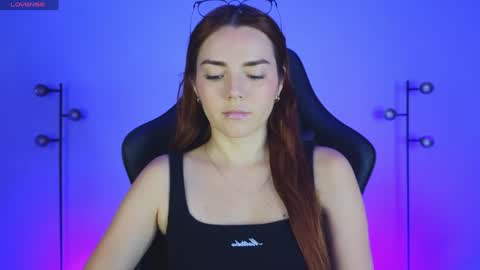 Snapshot of sarah_swtt chatting on January 21, 2:54 am - next broadcast 28 nov  7 pm Col online show from January 21, 2:54 am