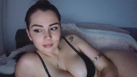 sarah_tailorr online show from February 10, 11:41 pm