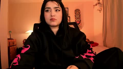   online show from May 15, 5:55 am