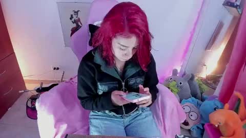 sara  online show from April 18, 12:24 am