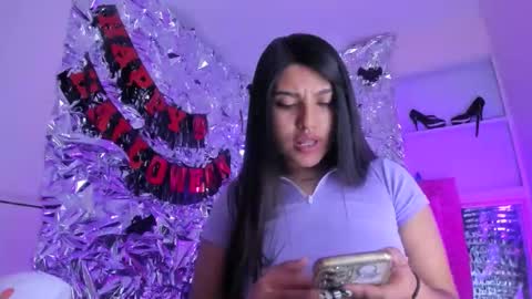 sarastonesx online show from November 14, 4:45 am