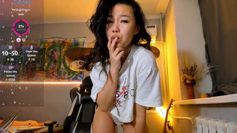 Snapshot of sarasun34 chatting on January 26, 5:23 am Sara online show from January 26, 5:23 am