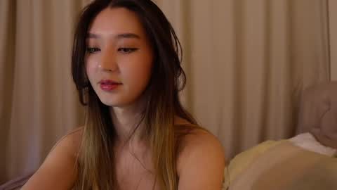 Shara online show from December 9, 1:02 pm