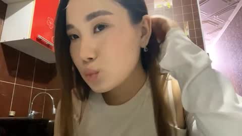 Niki online show from March 13, 3:57 pm