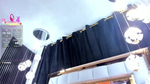 Snapshot of sarayroyse chatting on September 18, 7:34 pm Saray online show from September 18, 7:34 pm