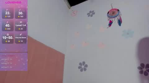 sarita_jones23 online show from December 19, 2:05 am